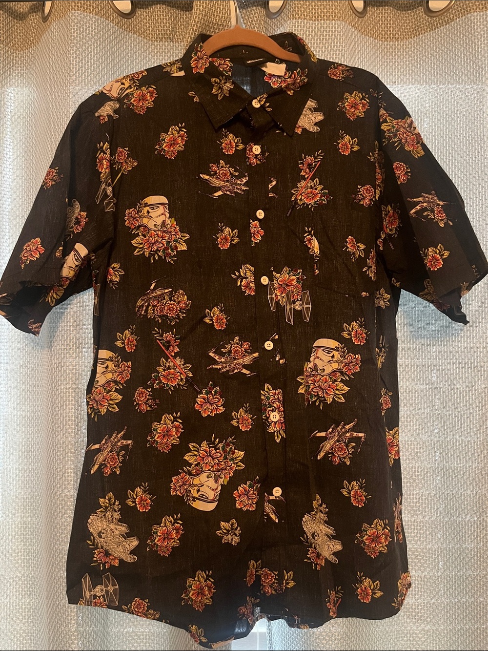 Star Wars Black Floral Stormtrooper Short-Sleeve Button-Down Shirt